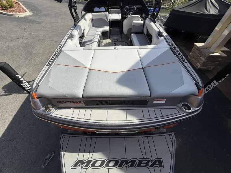 Slide: The Image of Moomba Mojo 2017 - 13