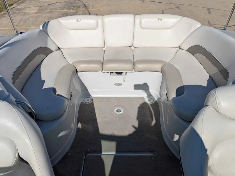 Slide: The Image of Crownline Boats 255 CCR 2007 - 12