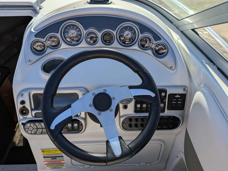 Slide: The Image of Crownline Boats 255 CCR 2007 - 17