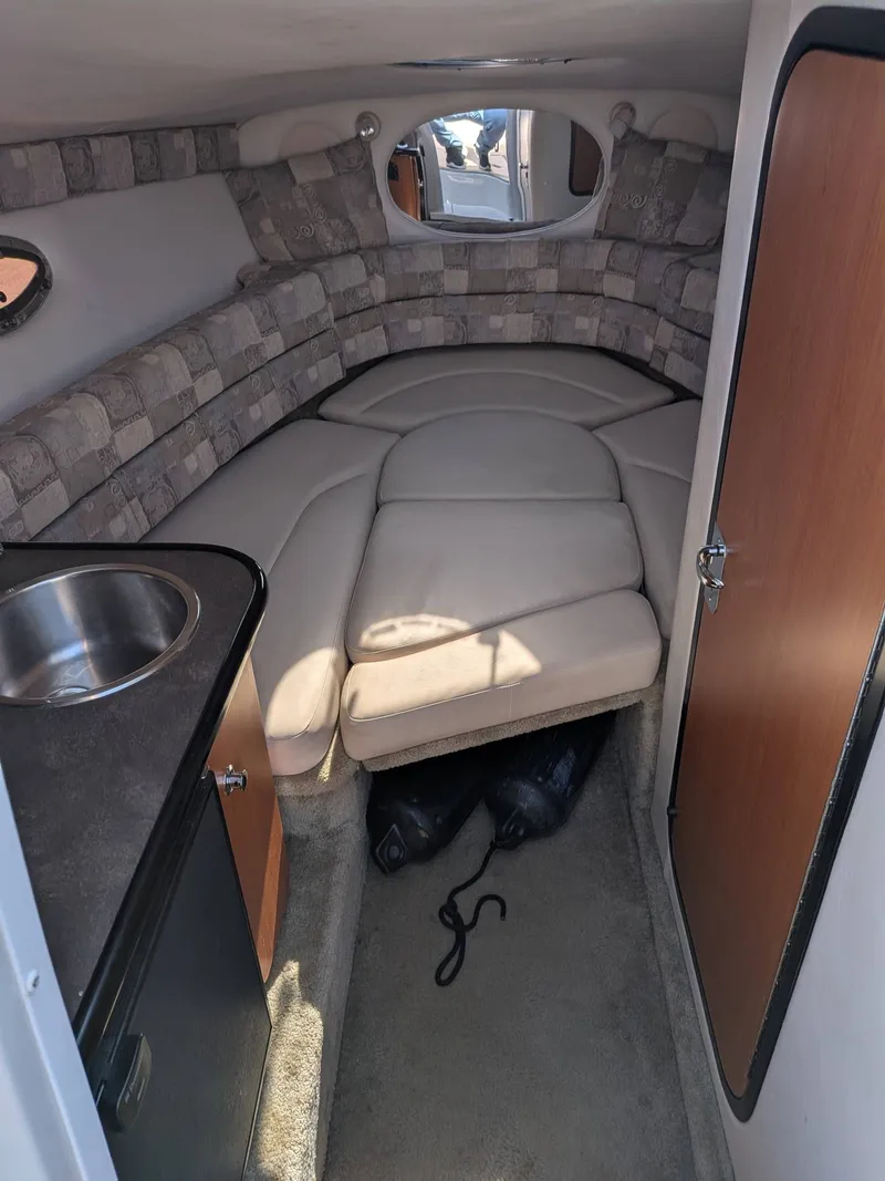 Slide: The Image of Crownline Boats 255 CCR 2007 - 18