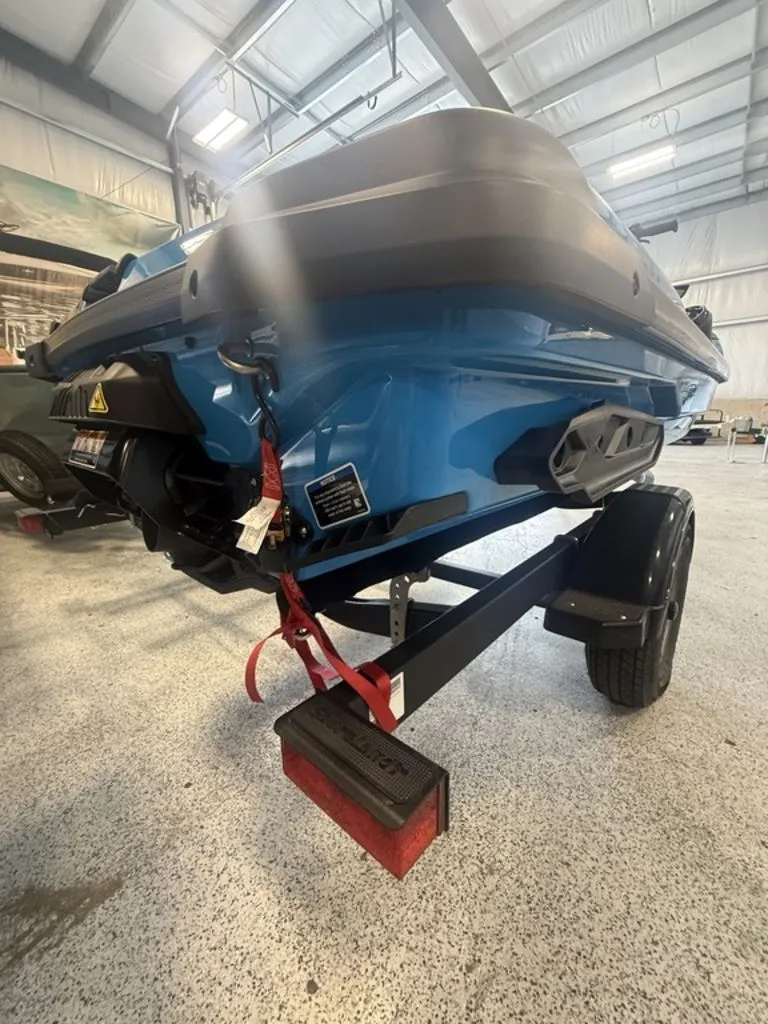 Slide: The Image of Sea-Doo RXT-X™ 325 Gulfstream Blue Premium 2026 - 9