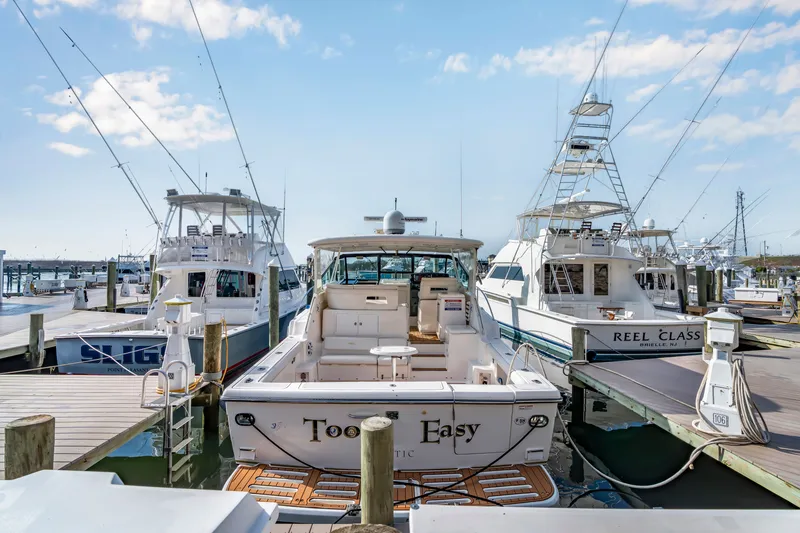 Slide: The Image of Tiara 4100 Open 2002 - 12