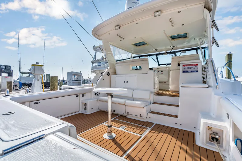 Slide: The Image of Tiara 4100 Open 2002 - 16