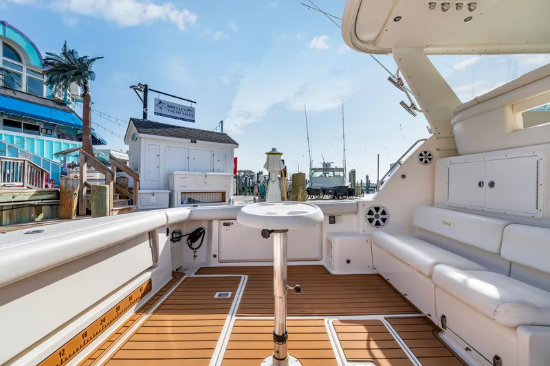 Slide: The Image of Tiara 4100 Open 2002 - 21