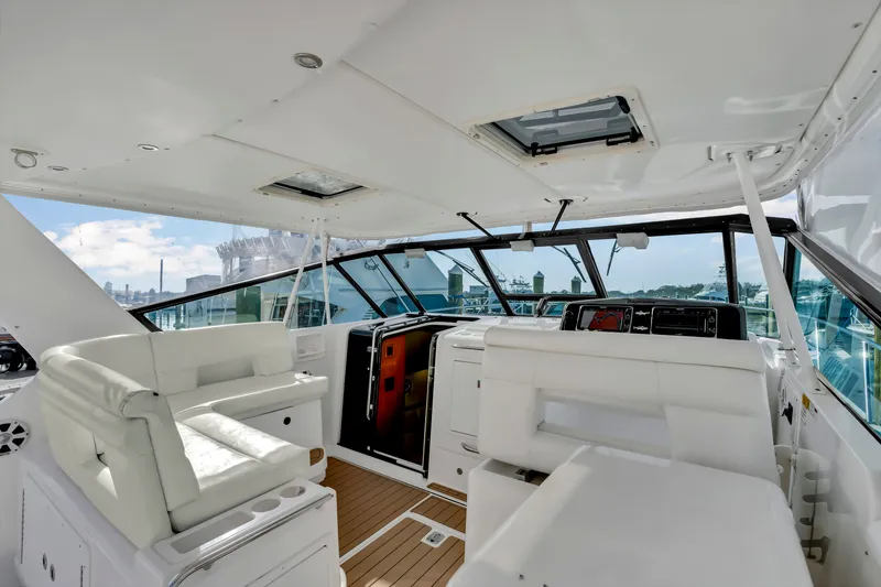 Slide: The Image of Tiara 4100 Open 2002 - 30