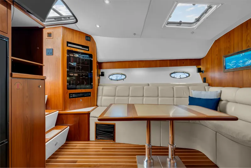 Slide: The Image of Tiara 4100 Open 2002 - 49