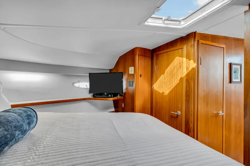 Slide: The Image of Tiara 4100 Open 2002 - 55