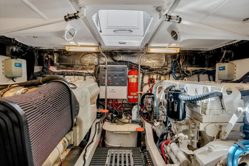 Slide: The Image of Tiara 4100 Open 2002 - 65