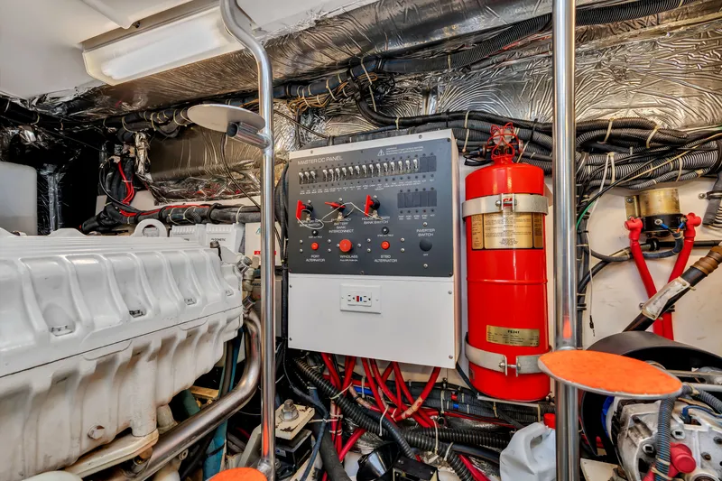 Slide: The Image of Tiara 4100 Open 2002 - 69