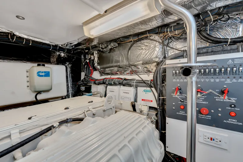 Slide: The Image of Tiara 4100 Open 2002 - 70