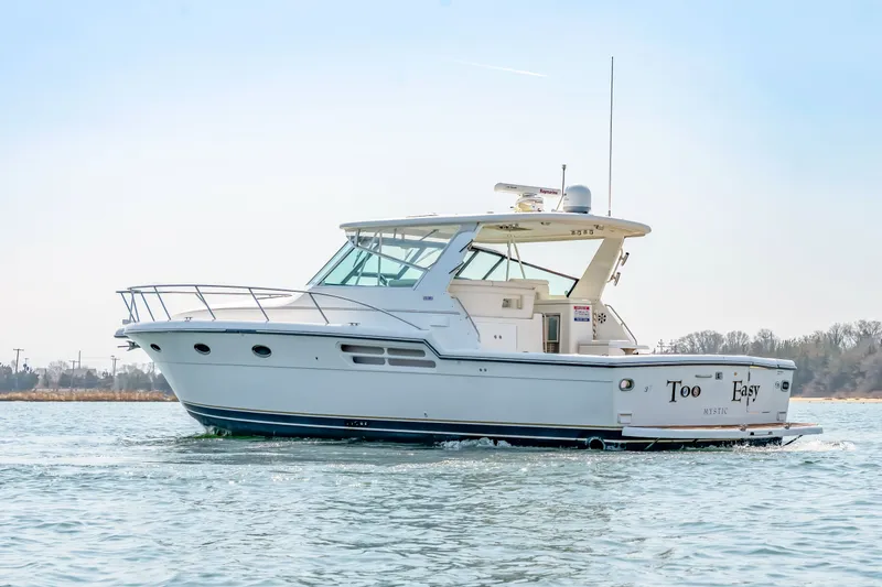 Slide: The Image of Tiara 4100 Open 2002 - 9