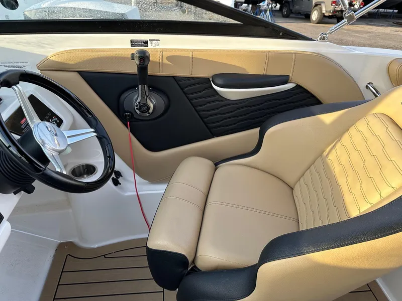 Slide: The Image of Interior of Sea Ray SPX 190 boat, model year 2021. - 9