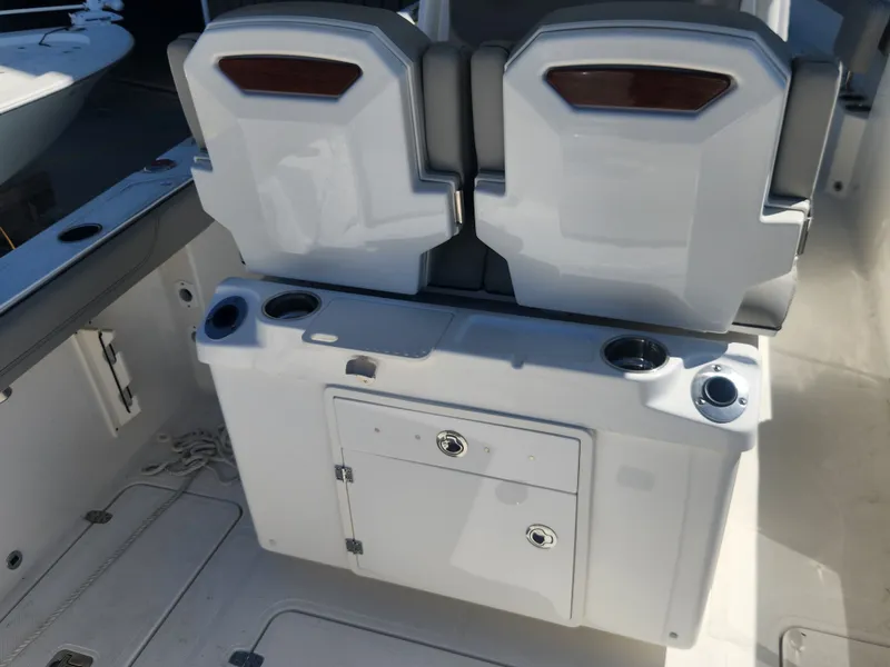 Slide: The Image of Pursuit S 268 Sport 2024 - 11