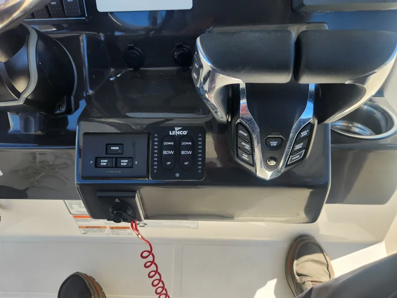 Slide: The Image of Pursuit S 268 Sport 2024 - 14