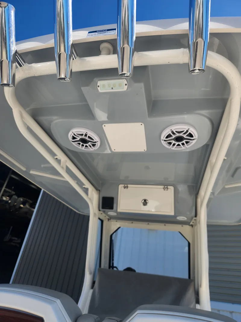 Slide: The Image of Pursuit S 268 Sport 2024 - 18