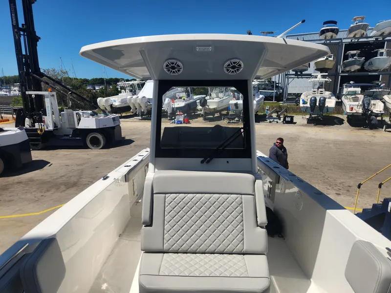 Slide: The Image of Pursuit S 268 Sport 2024 - 28