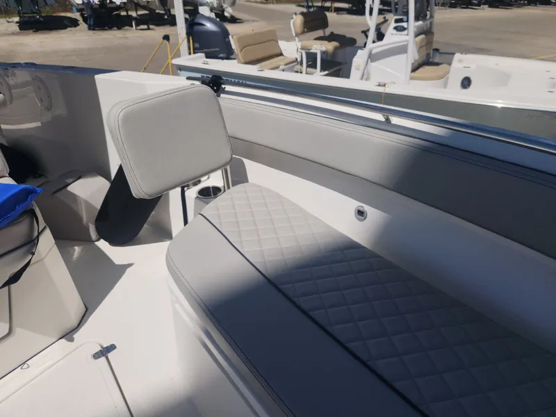 Slide: The Image of Pursuit S 268 Sport 2024 - 33