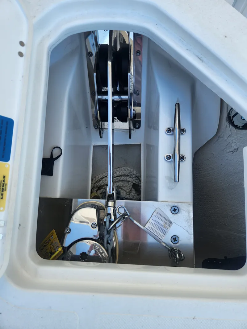 Slide: The Image of Pursuit S 268 Sport 2024 - 38