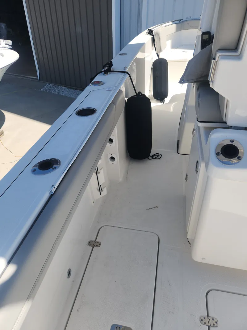 Slide: The Image of Pursuit S 268 Sport 2024 - 44