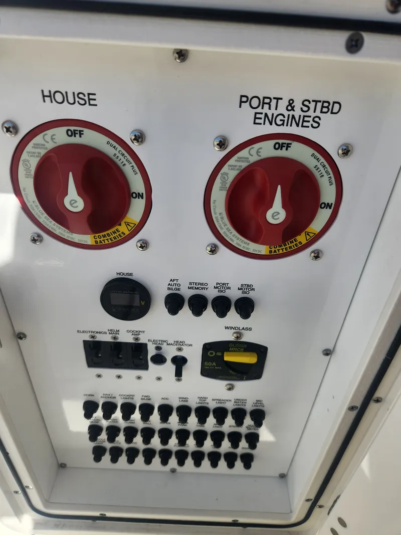 Slide: The Image of Pursuit S 268 Sport 2024 - 49