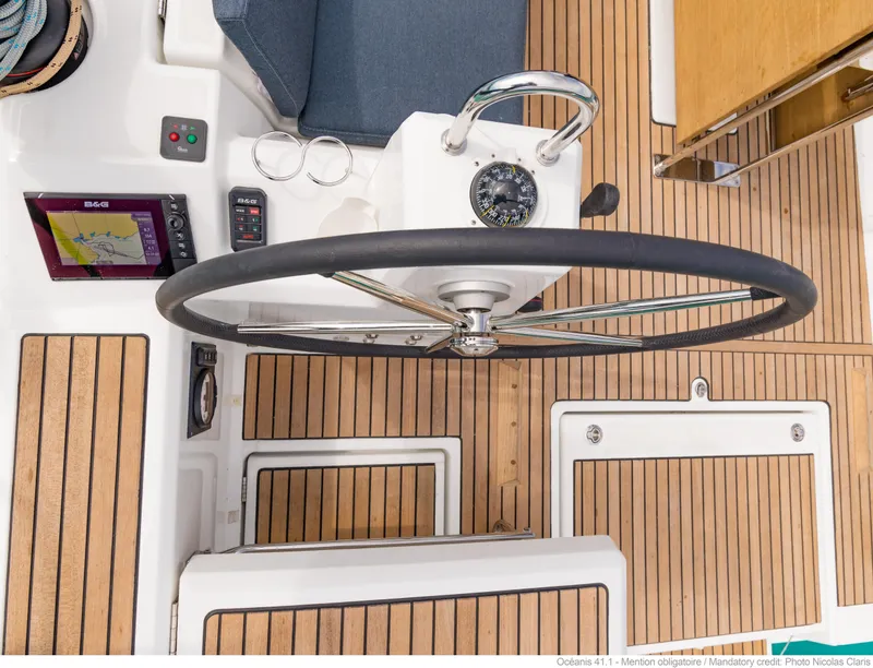 Slide: The Image of Helm of Beneteau Oceanis 41.1 yacht, 2017 model. - 19