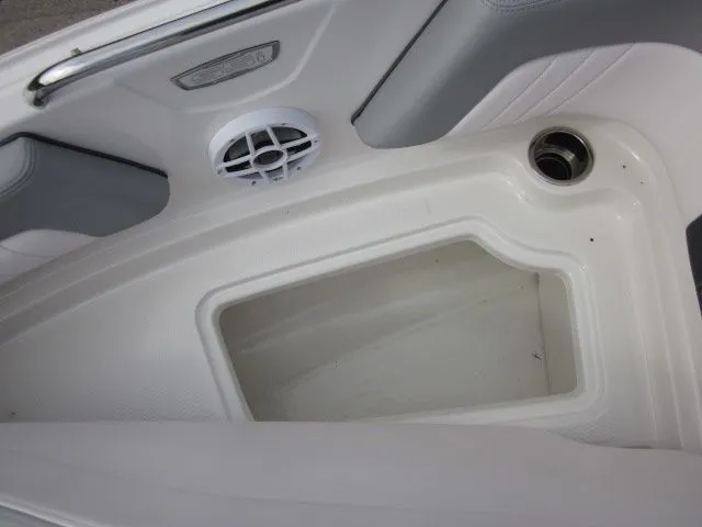 Slide: The Image of Chaparral 21 SSI Sport 2021 - 12