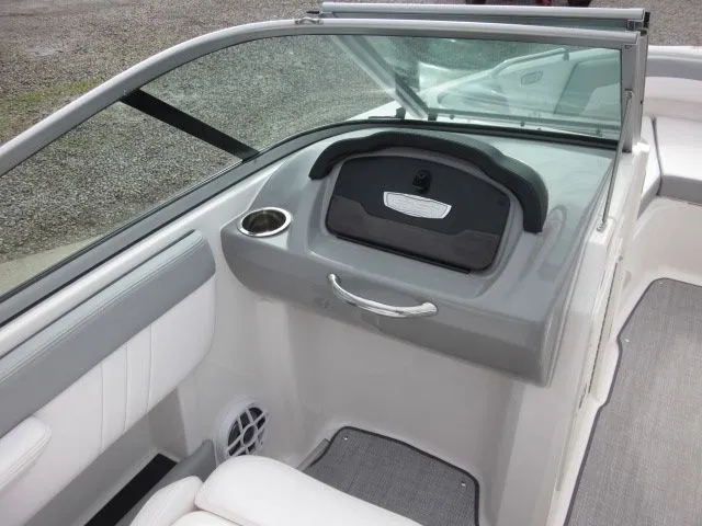 Slide: The Image of Chaparral 21 SSI Sport 2021 - 19