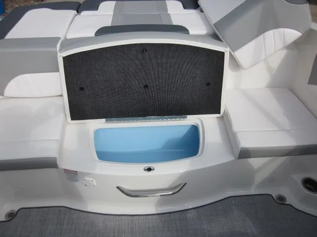 Slide: The Image of Chaparral 21 SSI Sport 2021 - 21