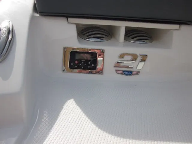 Slide: The Image of Chaparral 21 SSI Sport 2021 - 28