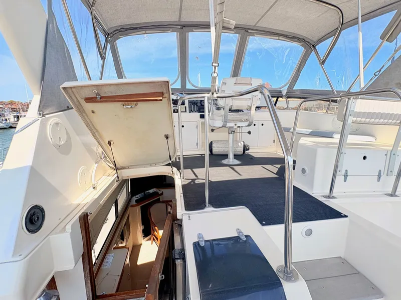 Slide: The Image of Pearson 38 Double Cabin 1989 - 11