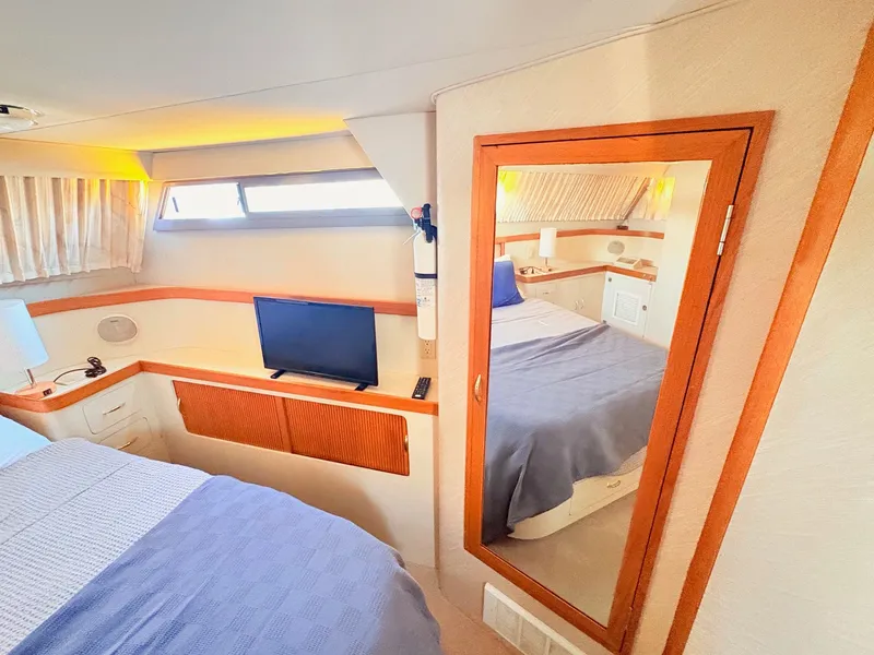 Slide: The Image of Pearson 38 Double Cabin 1989 - 33
