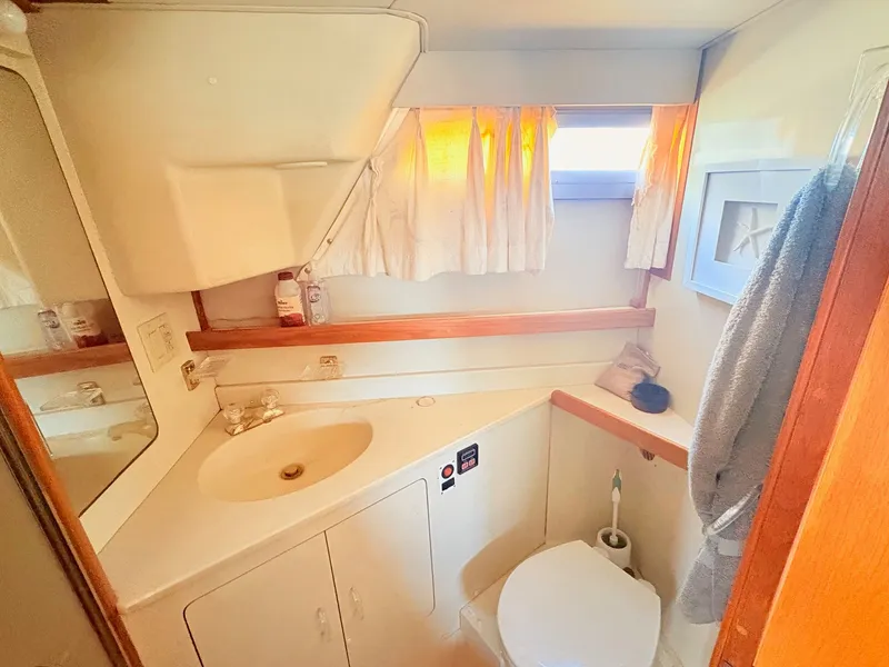 Slide: The Image of Pearson 38 Double Cabin 1989 - 36