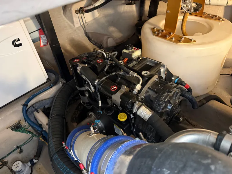 Slide: The Image of Engine room of a 2012 Meridian 441 Sedan boat. - 21