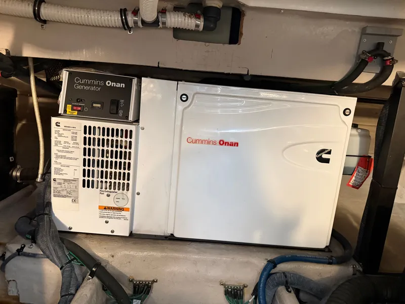 Slide: The Image of Cummins Onan generator in Meridian 441 Sedan 2012. - 22