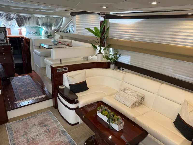 Slide: The Image of Luxurious interior of a 2012 Meridian 441 Sedan yacht. - 27