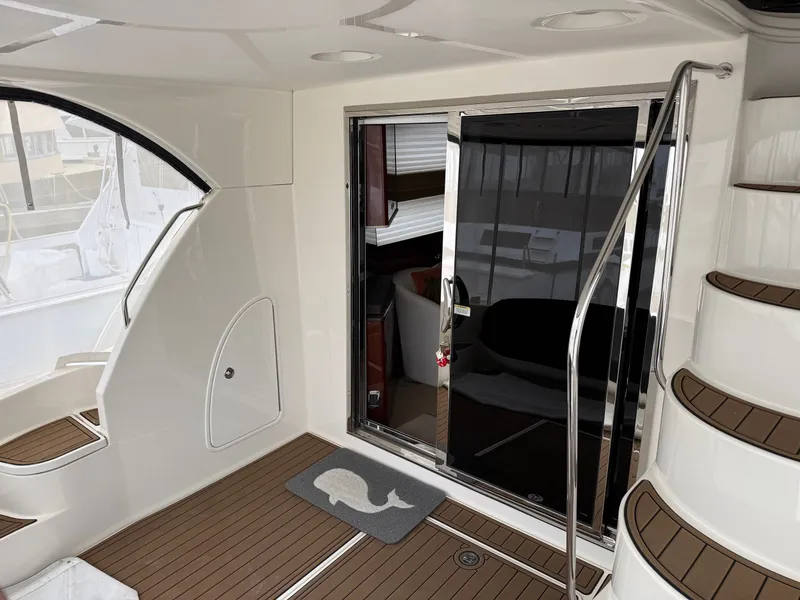 Slide: The Image of Interior of a 2012 Meridian 441 Sedan yacht. - 5