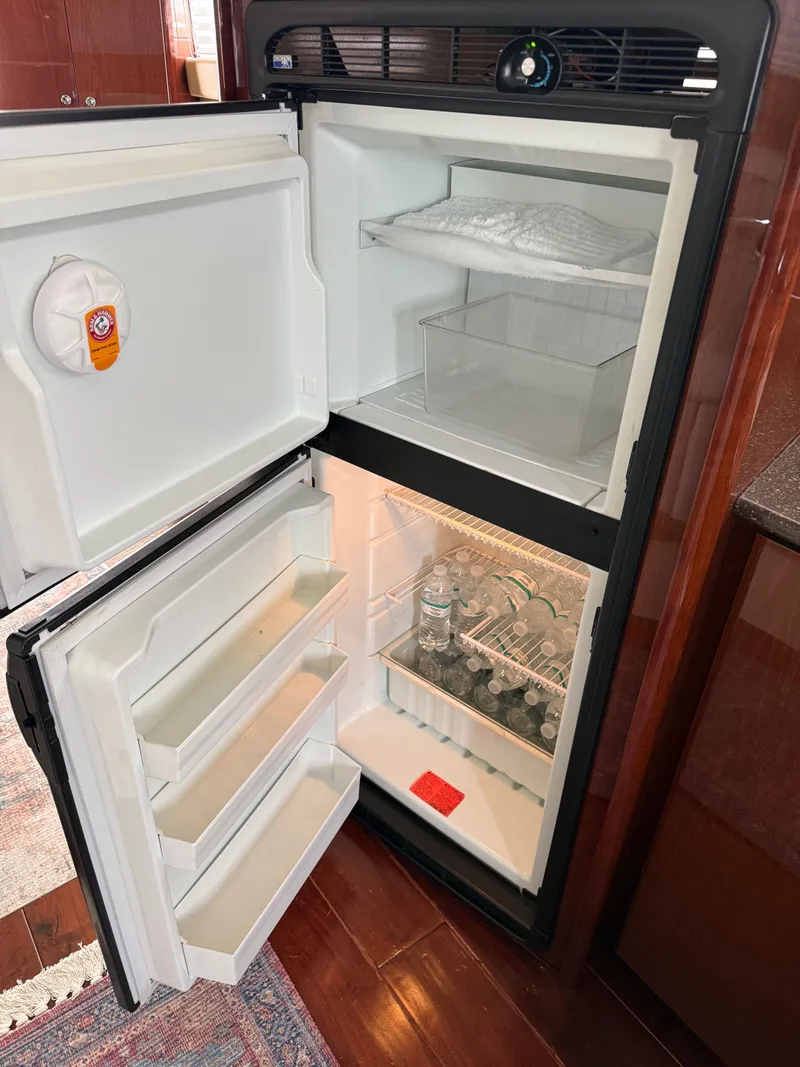 Slide: The Image of Meridian 441 Sedan 2012 - 56