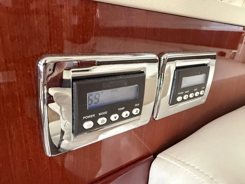 Slide: The Image of Meridian 441 Sedan 2012 - 57