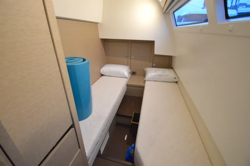 Slide: The Image of Prestige 630 2017 - 109