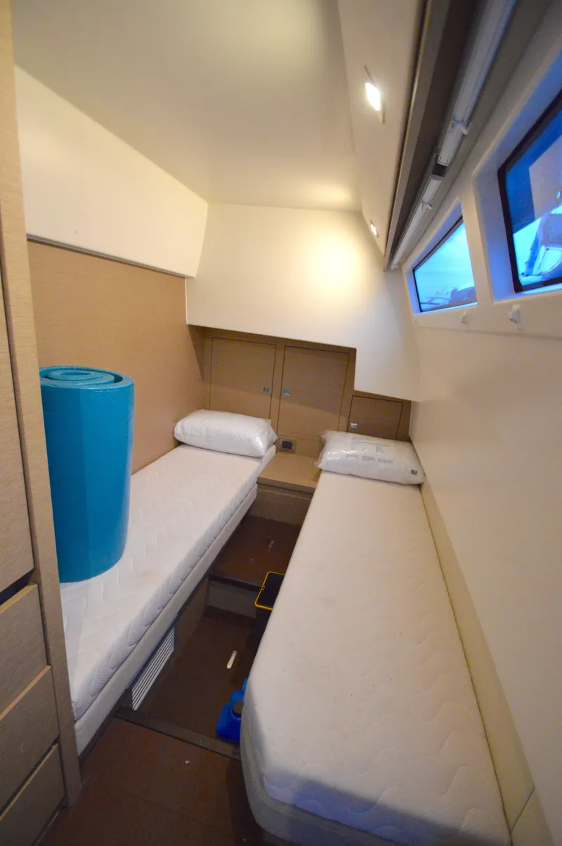 Slide: The Image of Prestige 630 2017 - 110