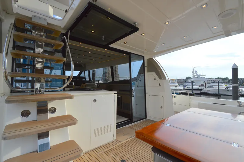 Slide: The Image of Prestige 630 2017 - 18