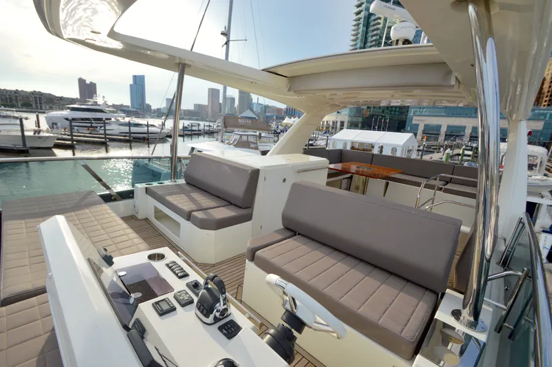 Slide: The Image of Prestige 630 2017 - 25