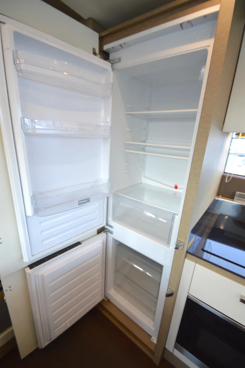 Slide: The Image of Prestige 630 2017 - 48