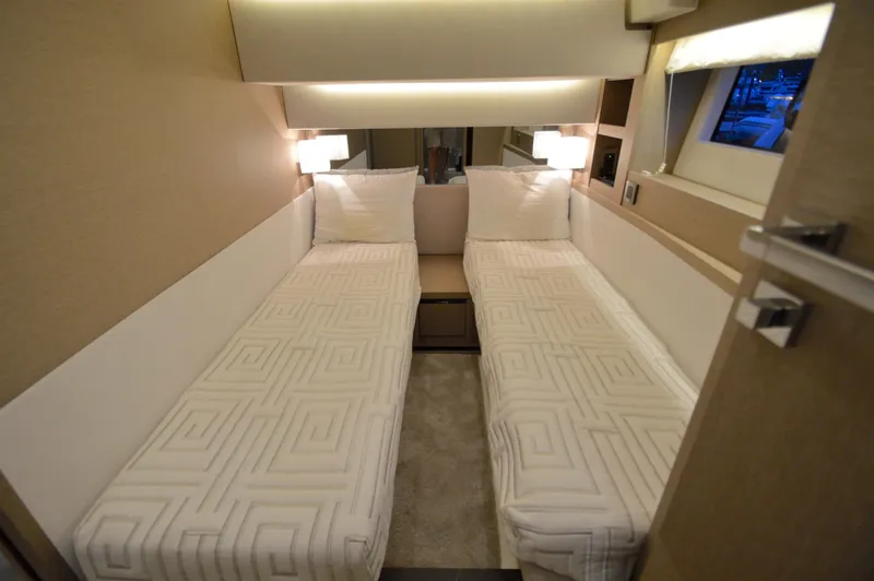 Slide: The Image of Prestige 630 2017 - 86