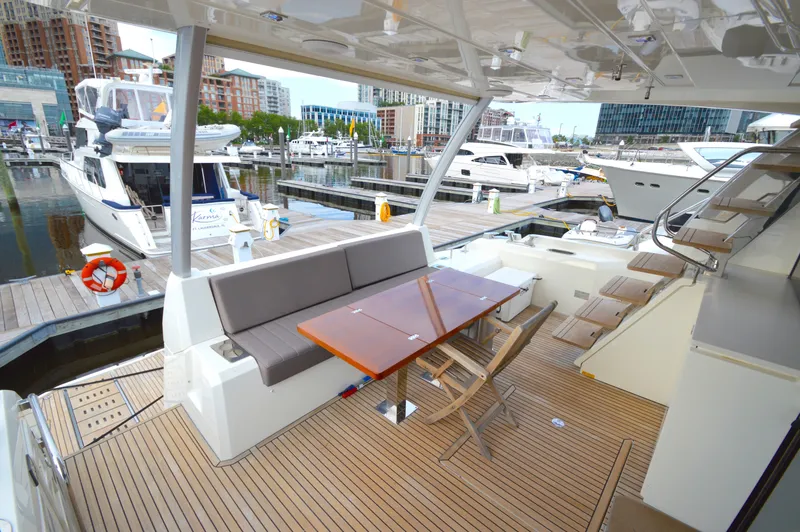 Slide: The Image of Prestige 630 2017 - 9