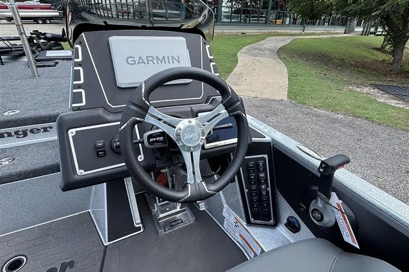 Slide: The Image of Cockpit of 2026 Ranger Z519R Cup-Equipped boat with Garmin navigation system. - 15
