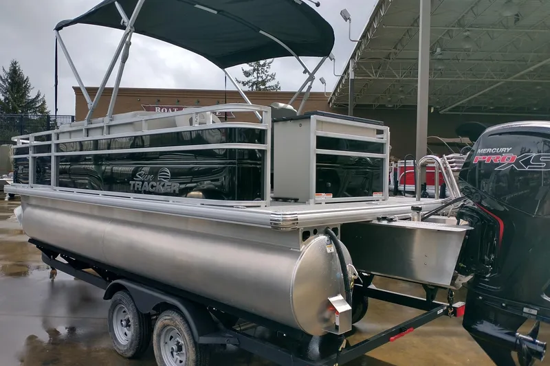 Slide: The Image of 2026 Sun Tracker Fishin' Barge 20 DLX pontoon boat with Mercury Pro XS engine. - 3