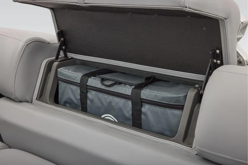 Slide: The Image of Sun Tracker Sportfish 24 XP3 2026 - 47