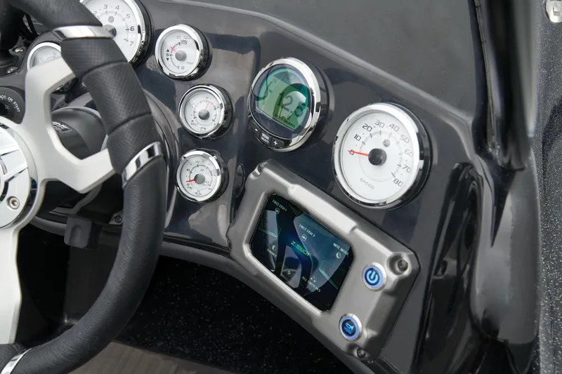Slide: The Image of Nitro ZV19 Sport Pro 2026 - 37