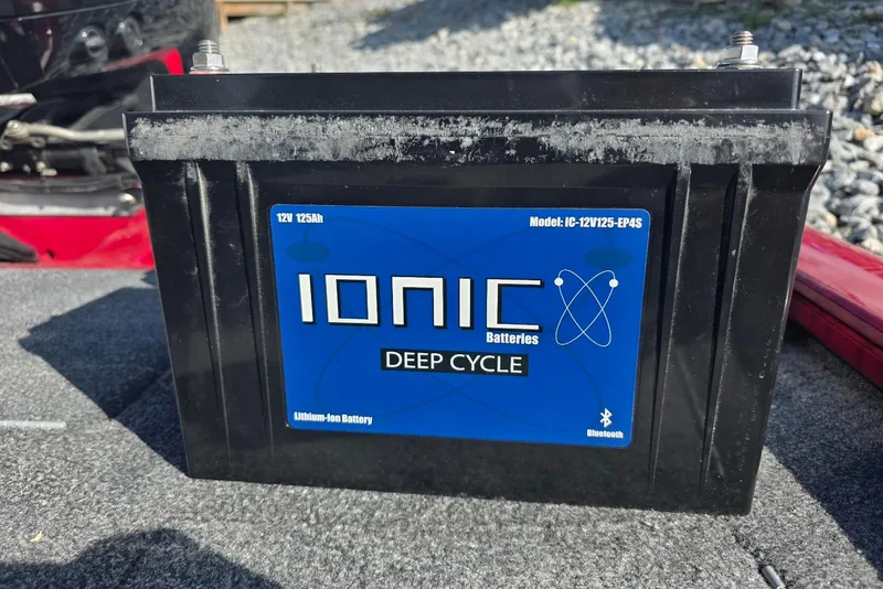 Slide: The Image of 12V Ionic deep cycle battery on 2019 Tracker Pro Team 190 TX Tournament Edition boat. - 6